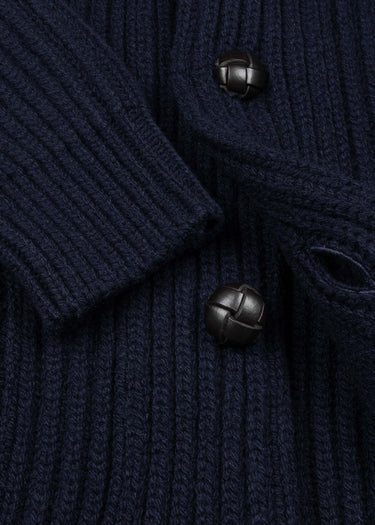 2000049465462-2-HW25-Dantendorfer-McGeorge-35.3_MEN_FLATLAY_PULLOVER_98f82705-2bc5-4eff-bb32-f6597ff1a10d.jpg