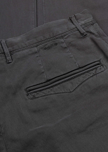 2000049823385-3-HW25-Dantendorfer-Incotex-42_MEN_TROUSERS_1a6e89be-44fc-4216-a447-ba2d6a07c218.jpg