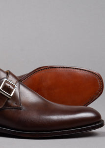 Crockett and Jones Herren Lederschuh Monkstrap in braun mit silberner Schnalle und Ledersohle