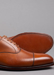 Crockett and Jones Herren Schuh zum Schnüren aus Glattleder in cognac braun mit brauner Ledersohle